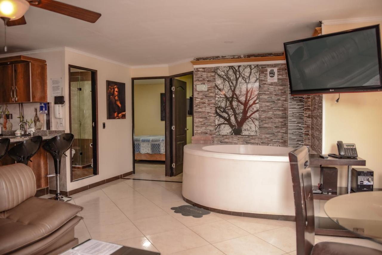 Calle 10 Suites เมเดยิน ภายนอก รูปภาพ