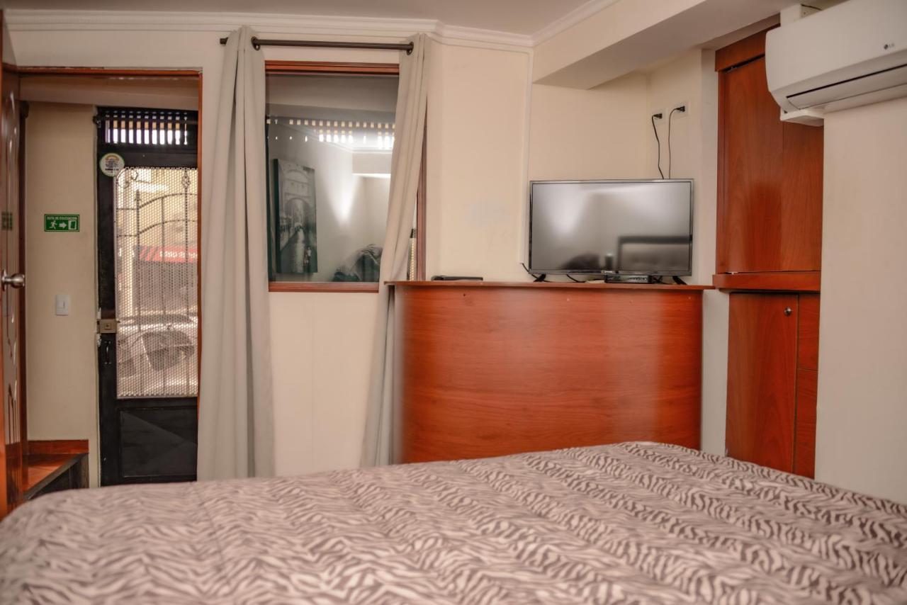 Calle 10 Suites เมเดยิน ภายนอก รูปภาพ